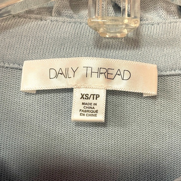 Daily Thread Light Blue Half Button Ruffle Trim Hi Low Blouse Sz XS - Picture 3 of 5